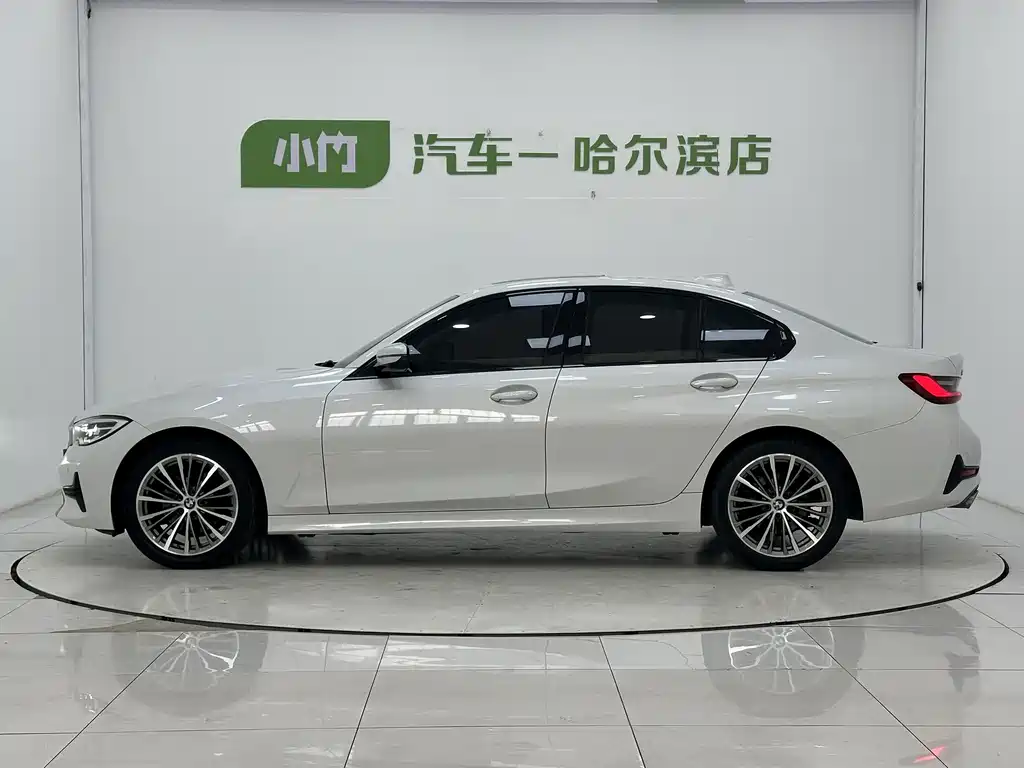 BMW 3 Series 2022