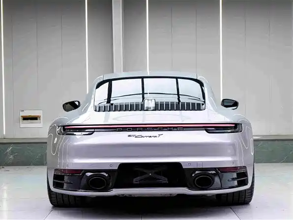 Porsche 911 2024 — фото 9