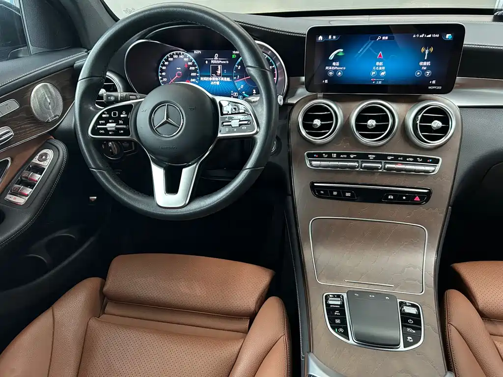 Mercedes-Benz GLC 2021 — фото 15