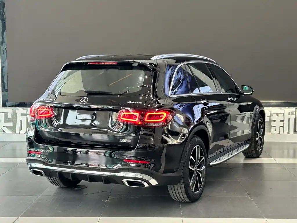 Mercedes-Benz GLC 2021 — фото 8