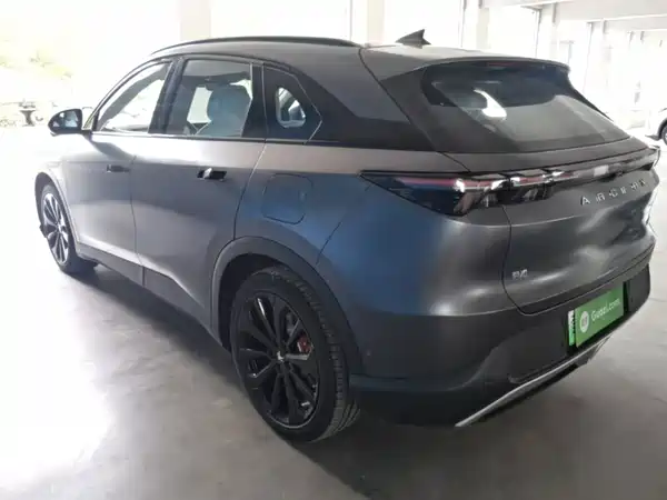 Arcfox Alpha T5 2023