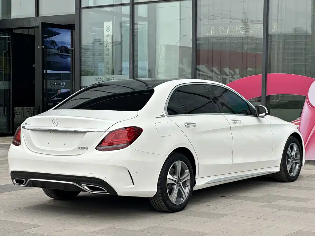 Mercedes-Benz C-Class 2020