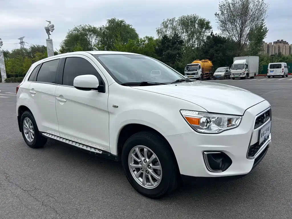Mitsubishi ASX 2014