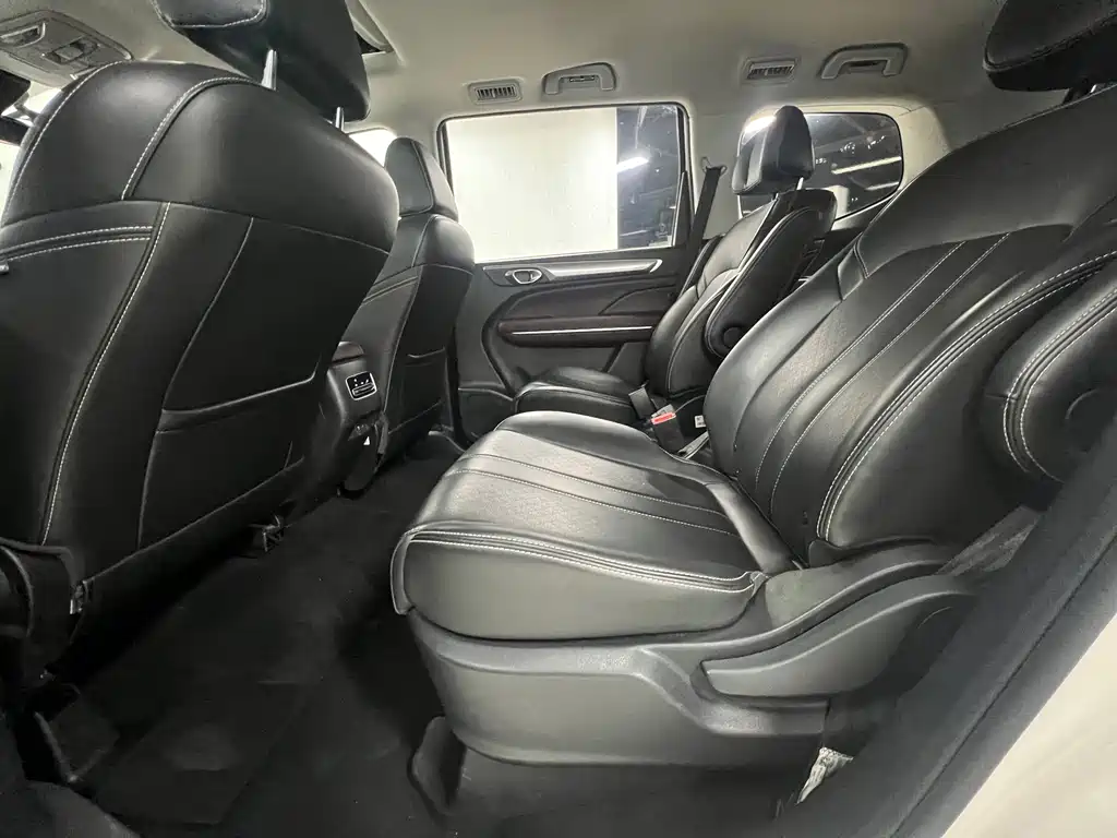 GAC Motor Trumpchi M6 2021 — фото 13