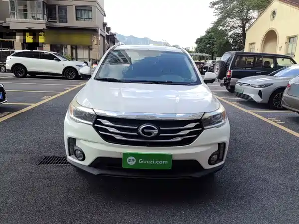 GAC Trumpchi GS4 2017