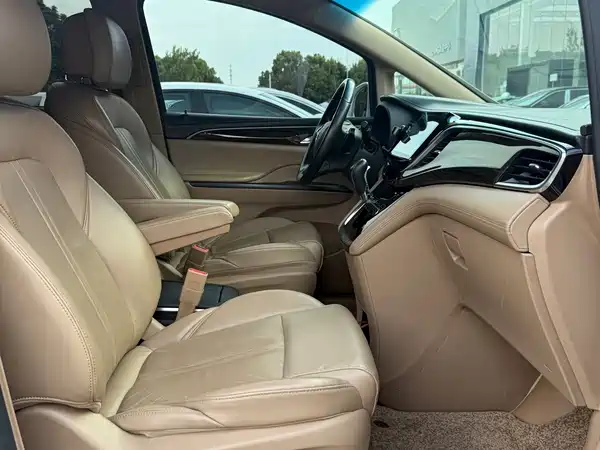 Buick GL8 2019