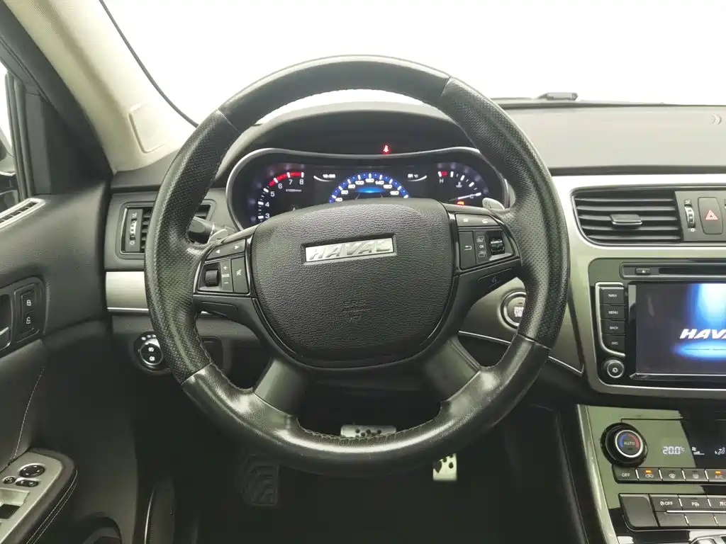 Haval H8 2018 — фото 11