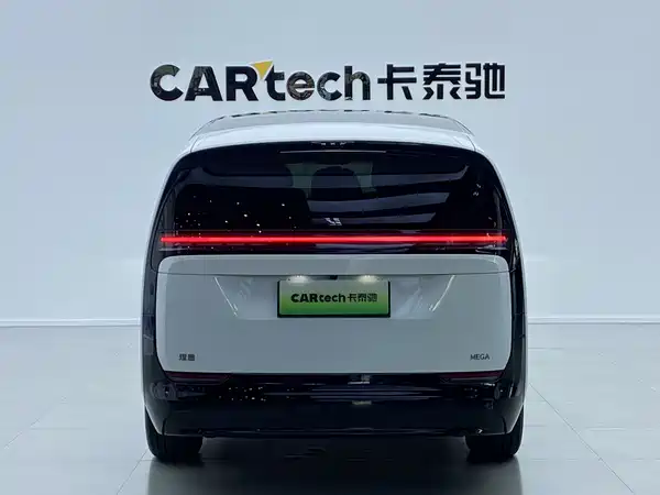 Li Auto MEGA 2025