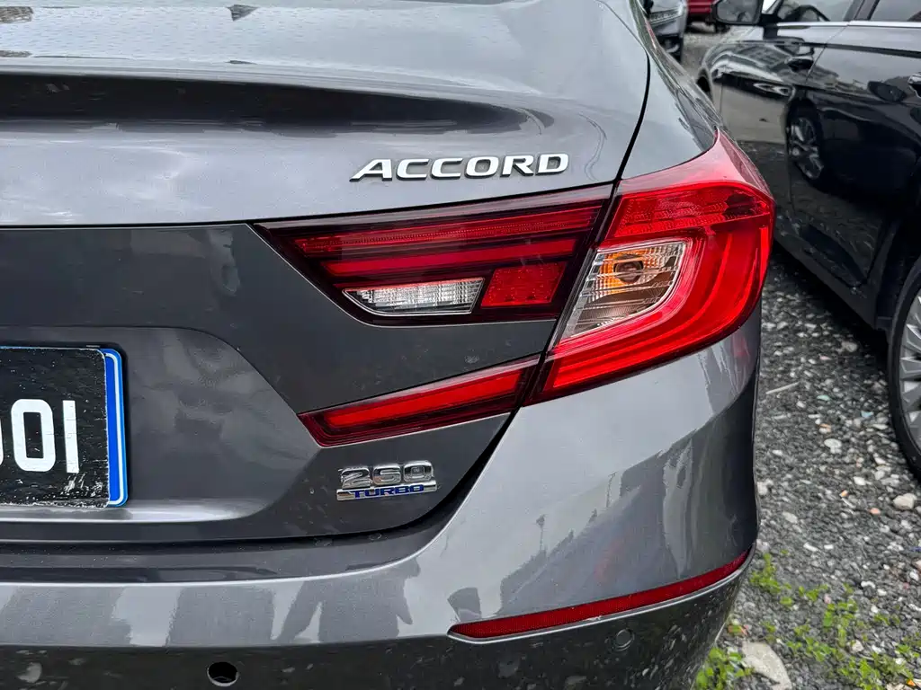 Honda Accord 2020 — фото 20