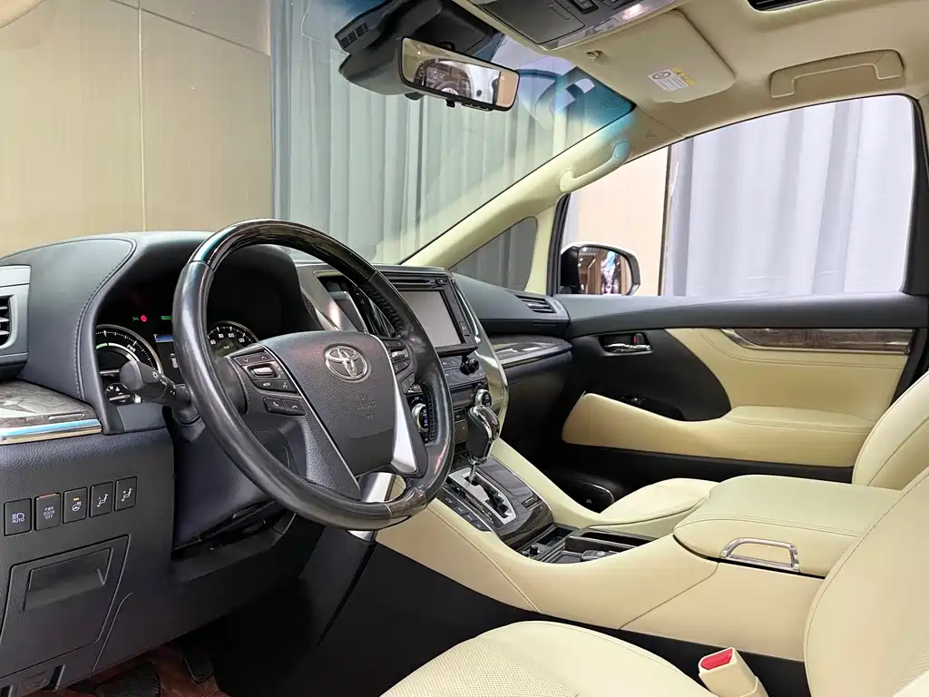 Toyota Vellfire 2020 — фото 4