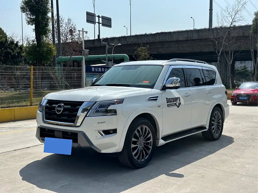 Nissan Patrol 2023 — фото 1