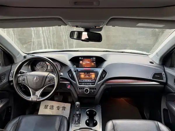 Acura MDX 2016