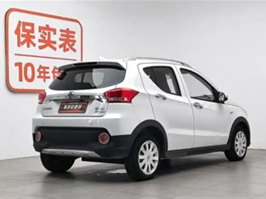 BAIC New Energy EC 2018 — фото 4