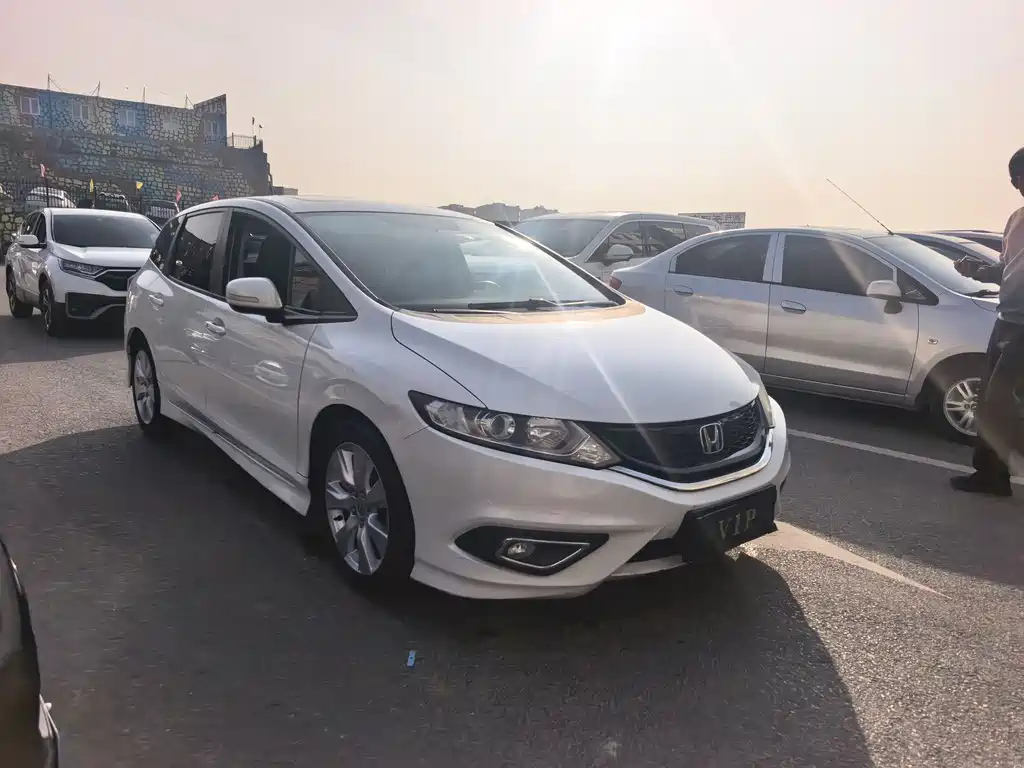 Honda Jade 2016 — фото 2