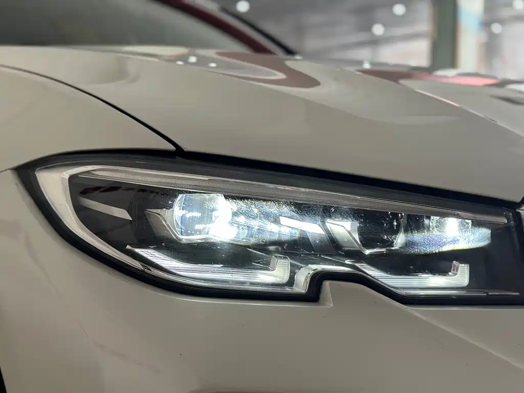 BMW 3 Series 2022