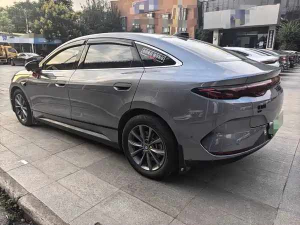 BYD Qin L 2025
