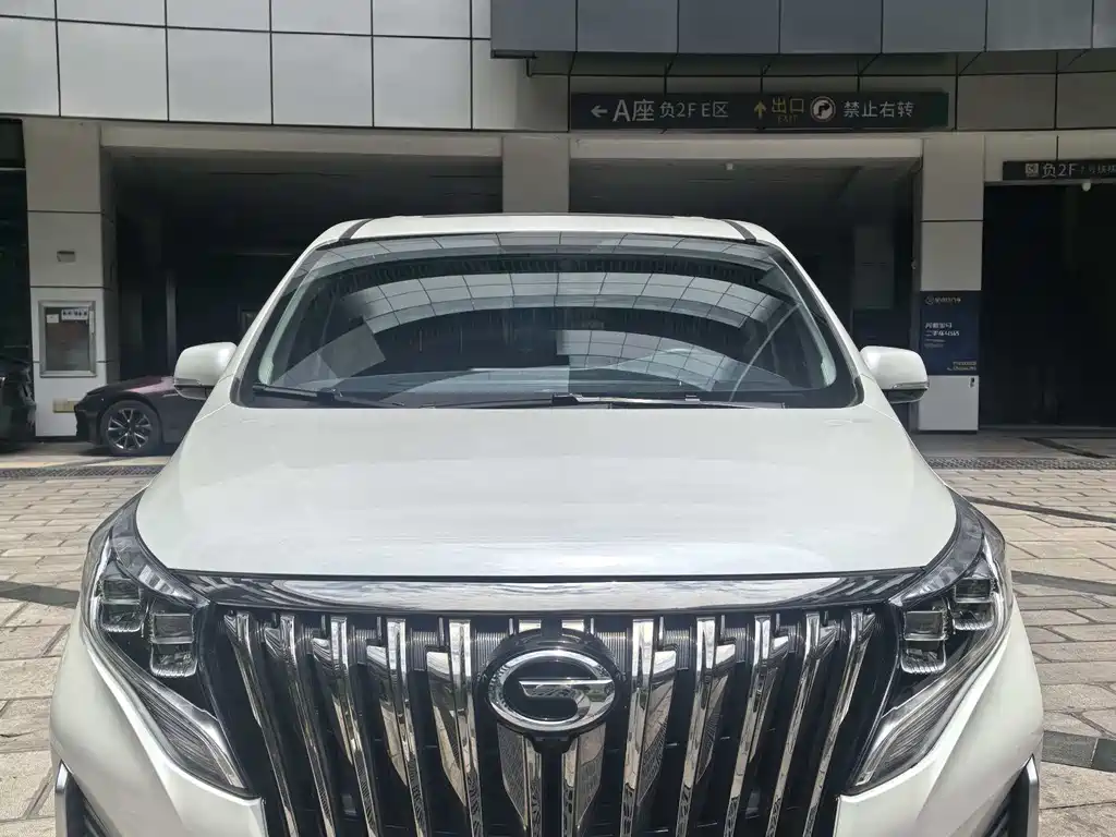 GAC Motor Trumpchi M8 2023 — фото 2