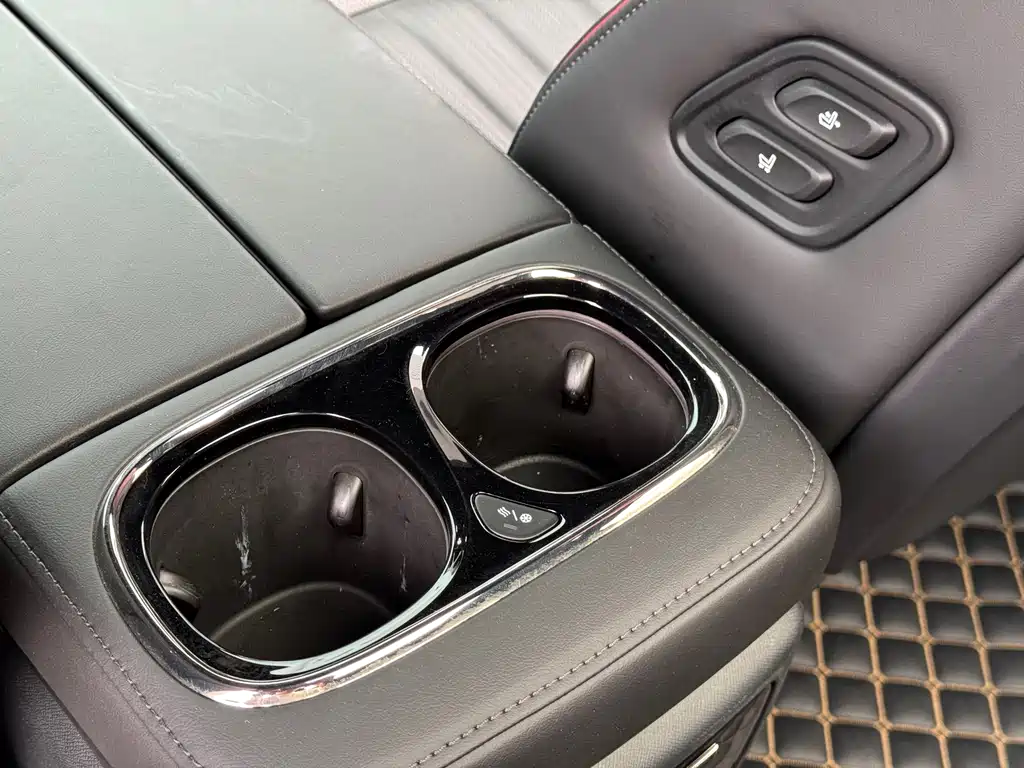 GAC Motor Trumpchi M8 2023 — фото 18