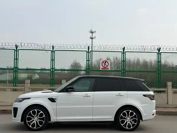Land Rover Range Rover Sport 2015