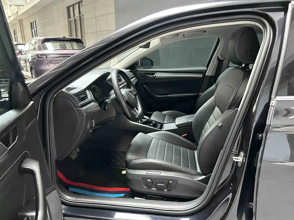 Skoda Speedy 2020 — фото 10