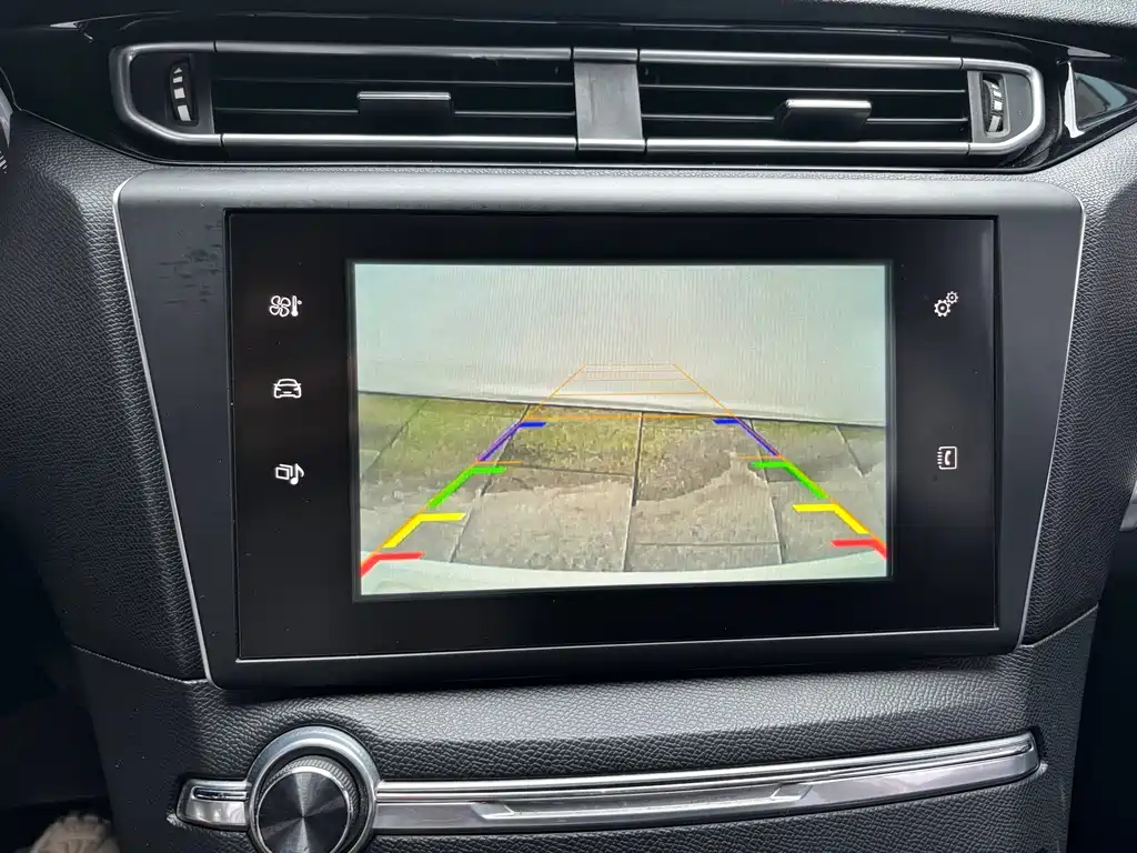 Peugeot 408 2015 — фото 10
