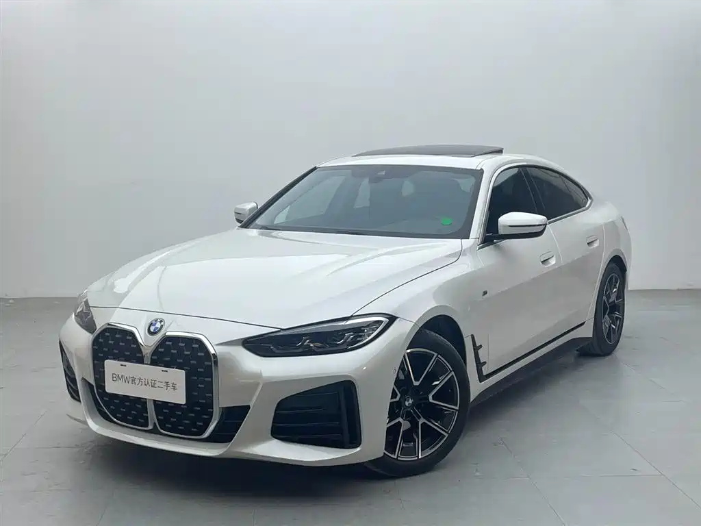 BMW 4 Series 2022 — фото 1