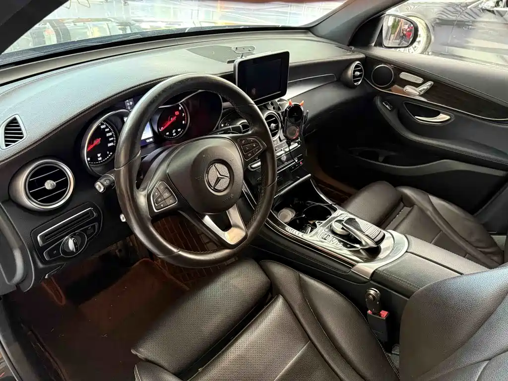 Mercedes-Benz GLC 2017