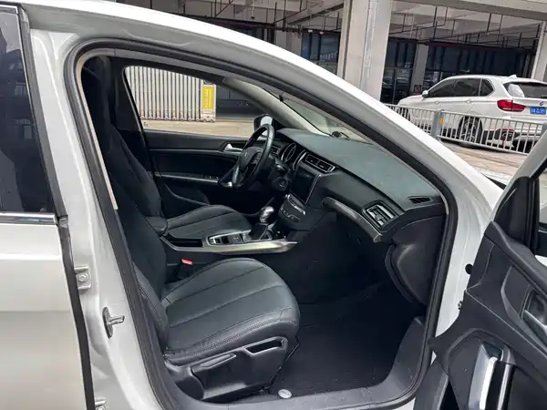 Peugeot 408 2014