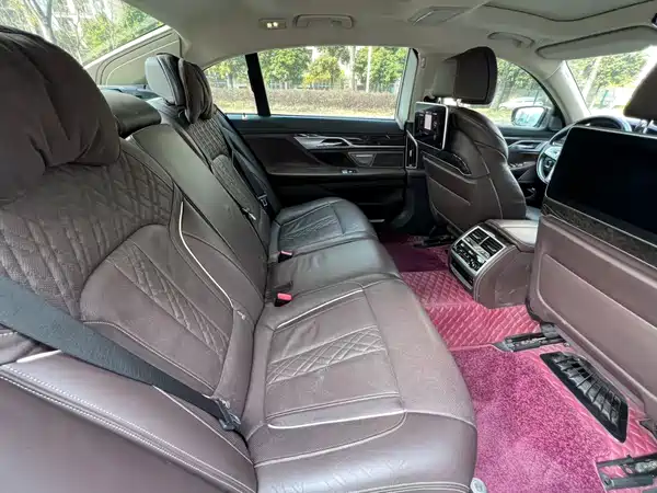 BMW 7 Series 2018