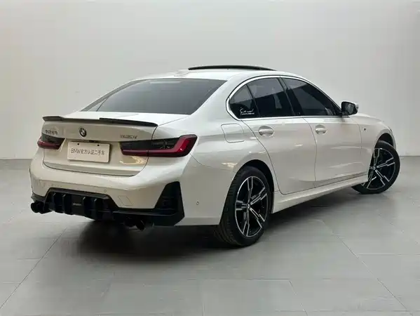 BMW 3 Series 2024