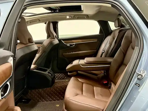 Volvo S90 2020