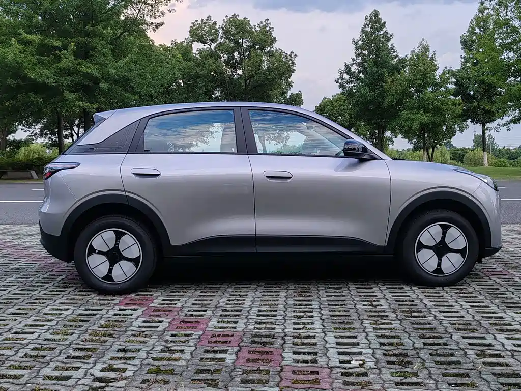 Geely Galaxy Starwish 2026 — фото 17
