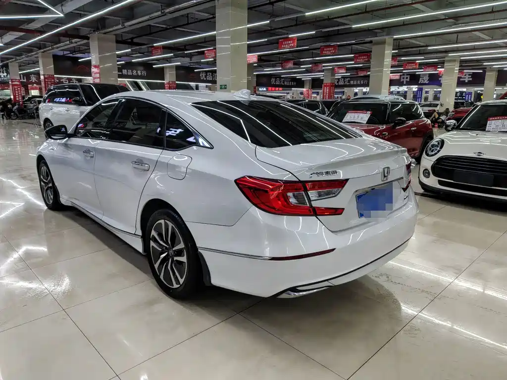 Honda Accord 2020 — фото 3