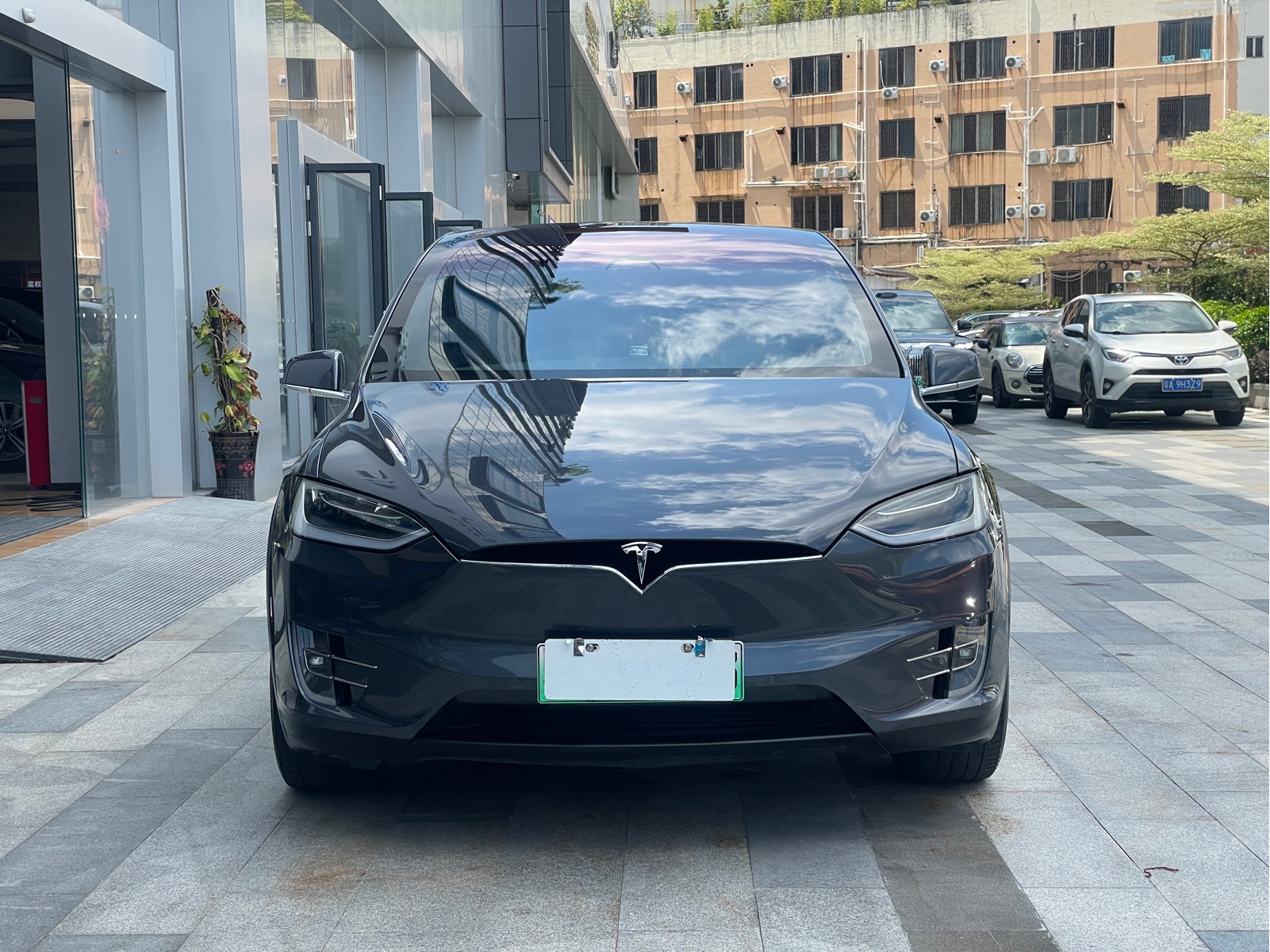 Tesla Model X 2019 — фото 21