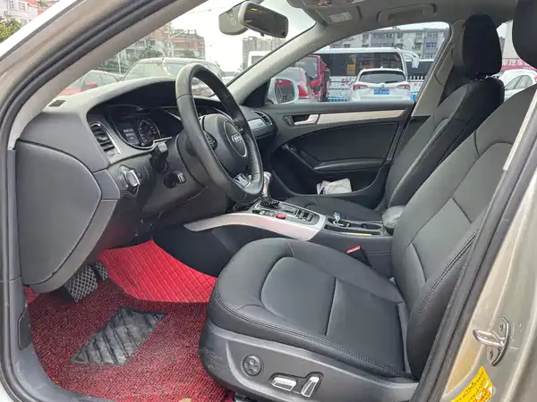 Audi A4L 2014