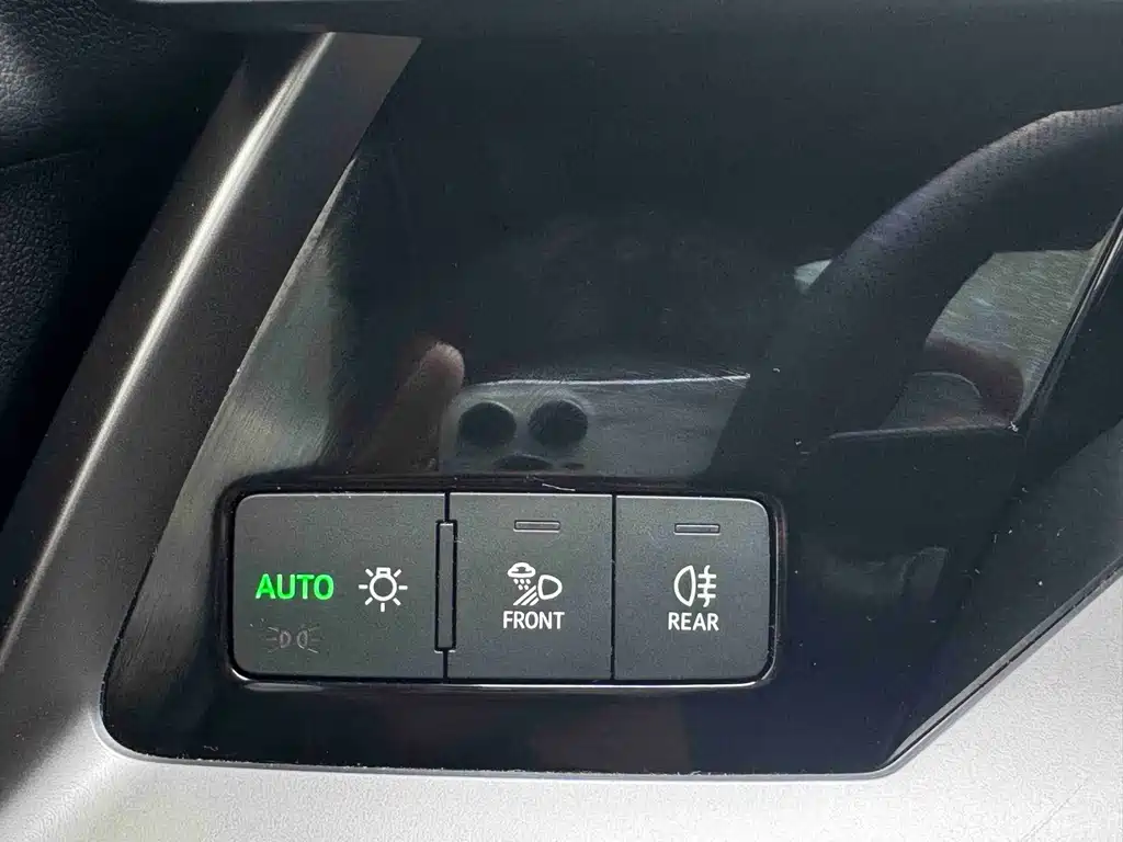 Audi A3 2023 — фото 11