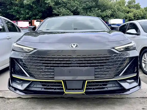 Changan UNI-V 2022