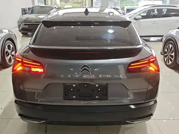 Citroën Versailles C5 X 2021