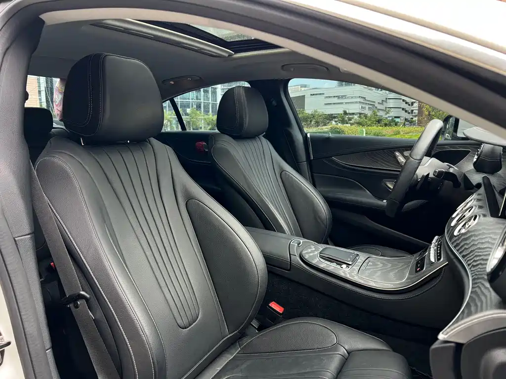 Mercedes-Benz CLS 2020 — фото 13