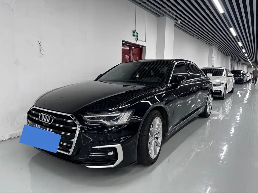 Audi A6L 2024 — фото 1