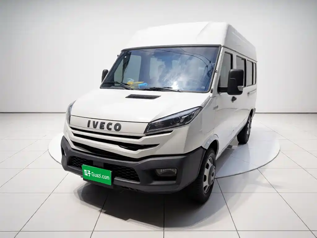 Iveco Proud 2024 — фото 2