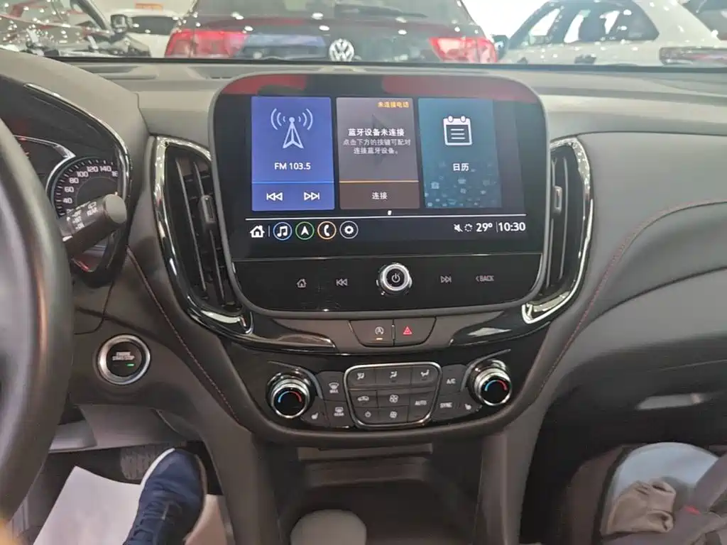 Chevrolet Equinox 2023 — фото 13