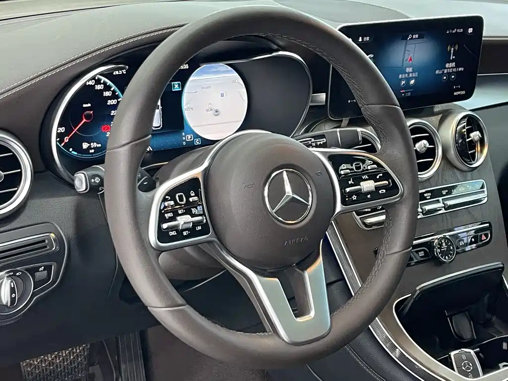 Mercedes-Benz GLC 2020 — фото 11