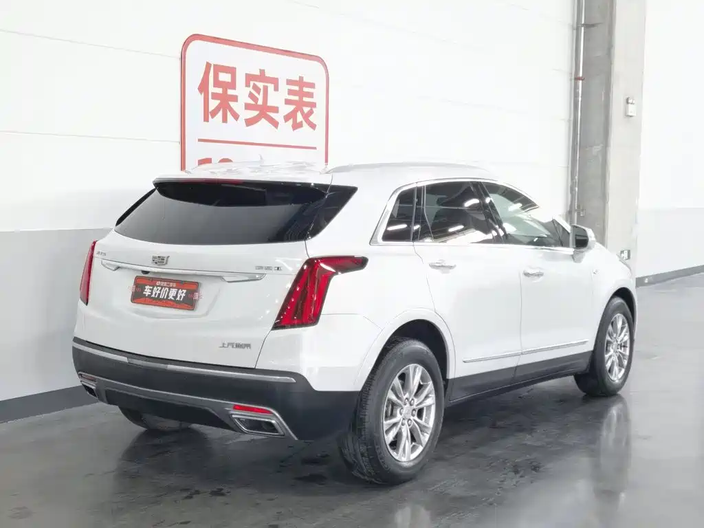 Cadillac XT5 2021 — фото 2
