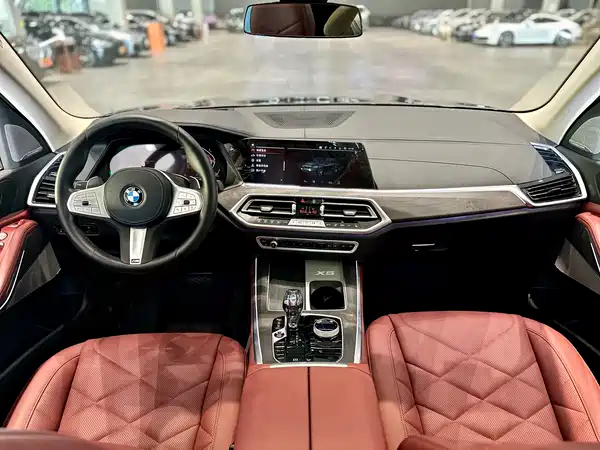 BMW X5 2023