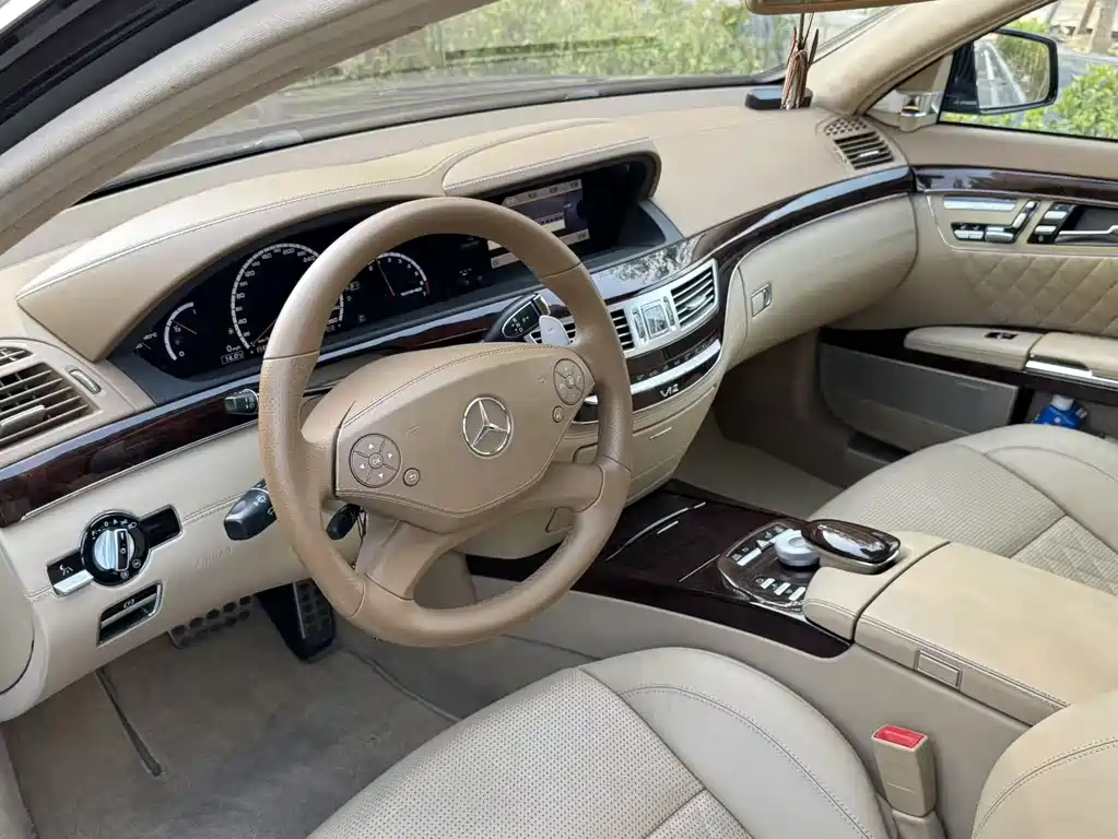 Mercedes-Benz S-Class AMG 2015 — фото 18