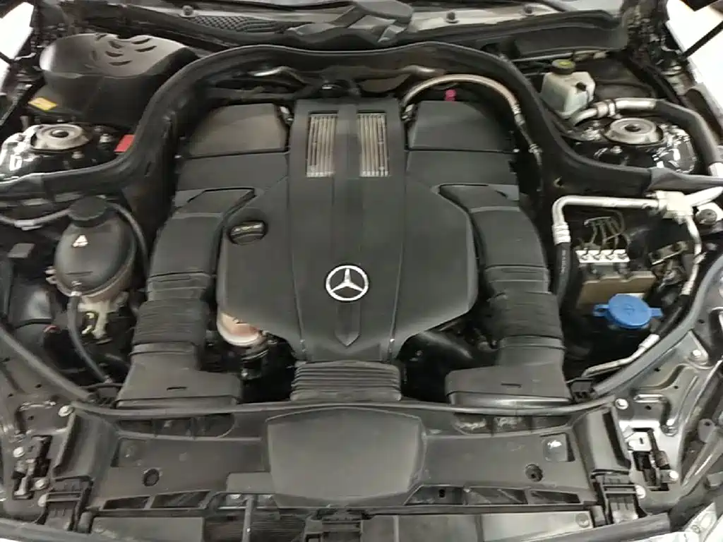 Mercedes-Benz E-Class 2015 — фото 20