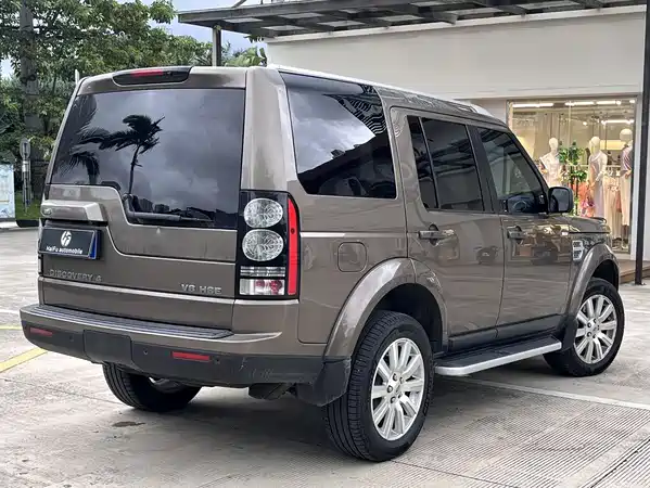 Land Rover Discovery 2012