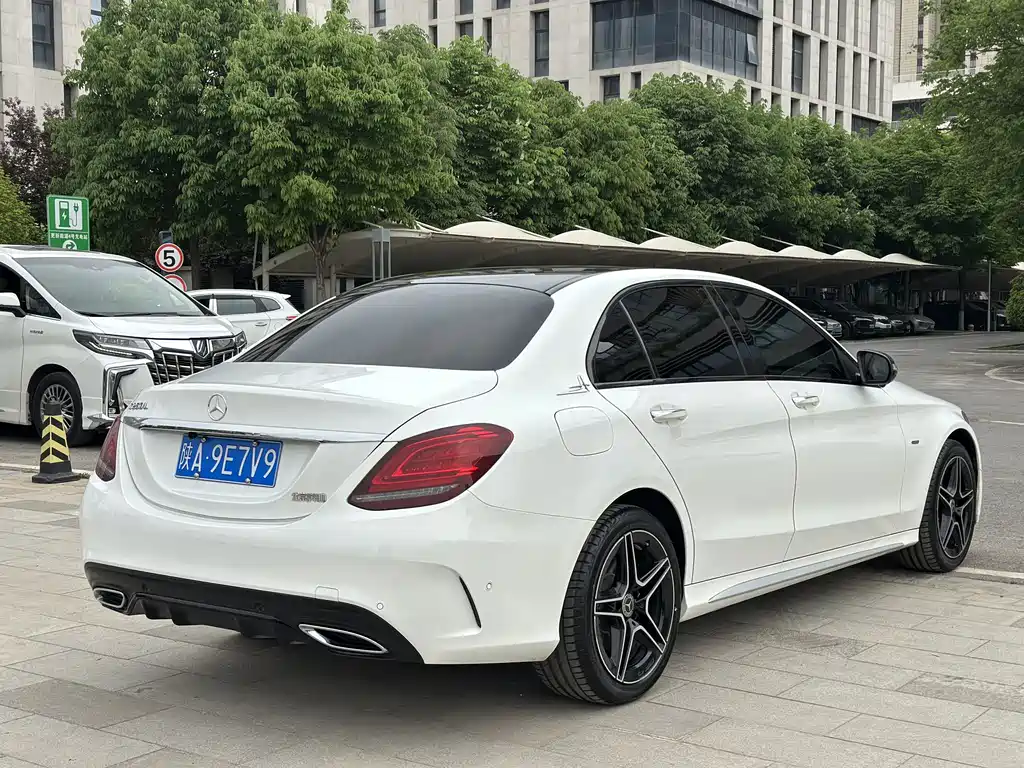 Mercedes-Benz C-Class 2021 — фото 8