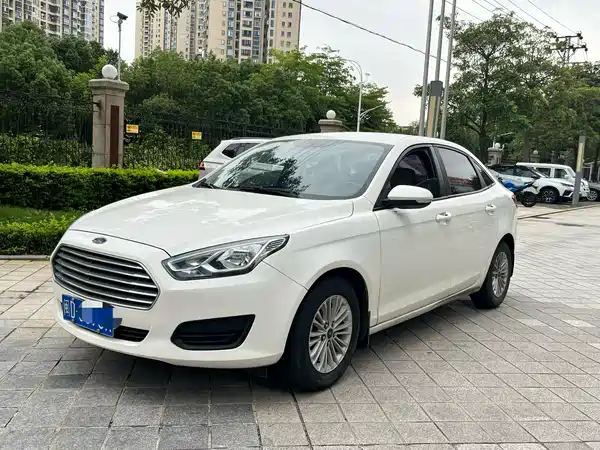 Ford Escort 2017